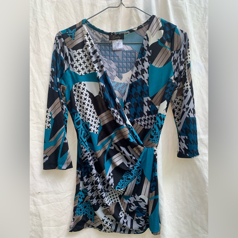 GUILTY Small Abstract pattern print Casual Blouse
